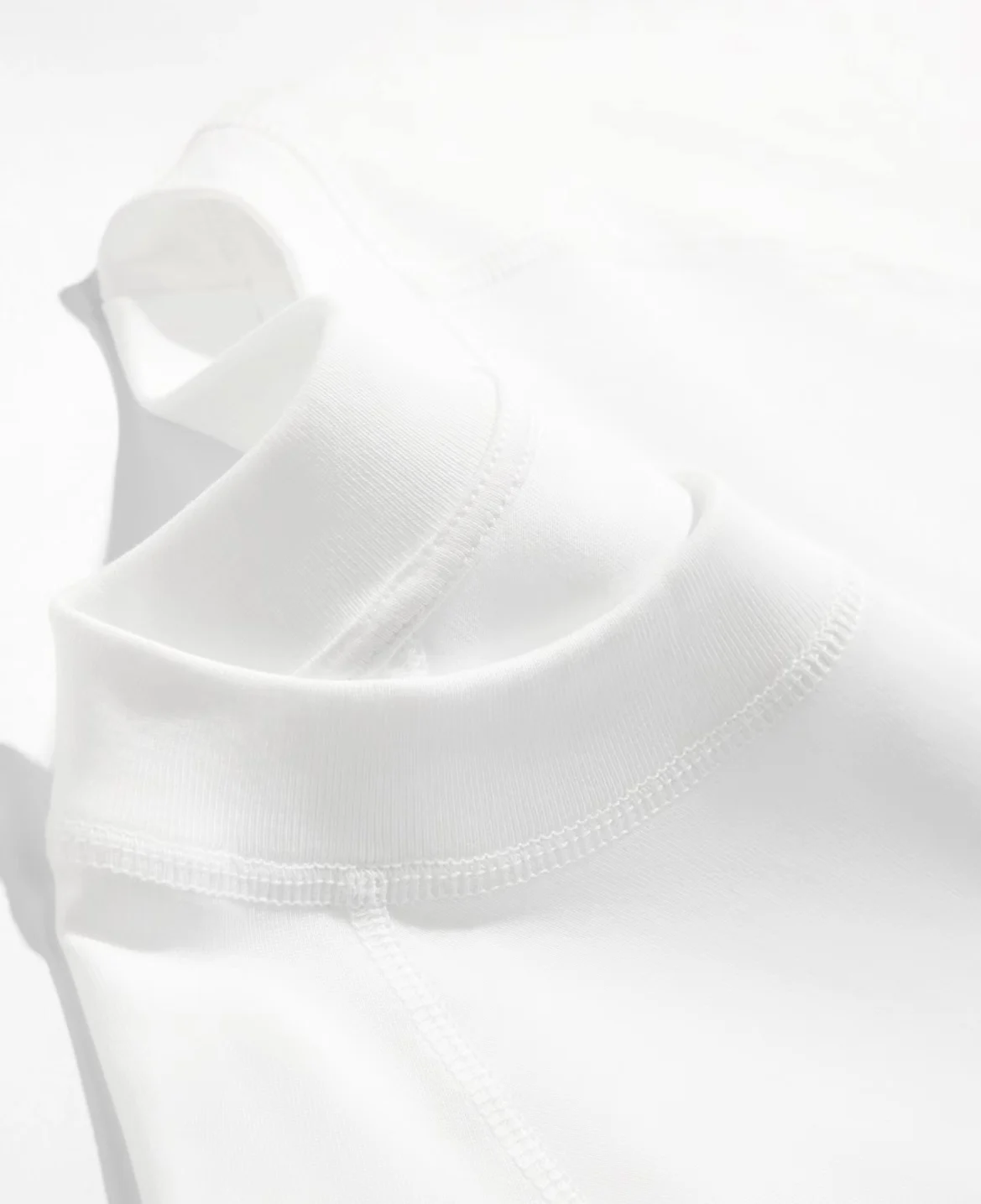 Camiseta MAD 001: Estilo Minim - Streetwear Brand Aesthetic avaliação e preço